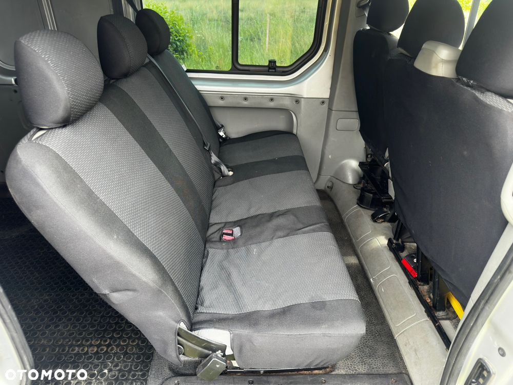 Renault Trafic - 10