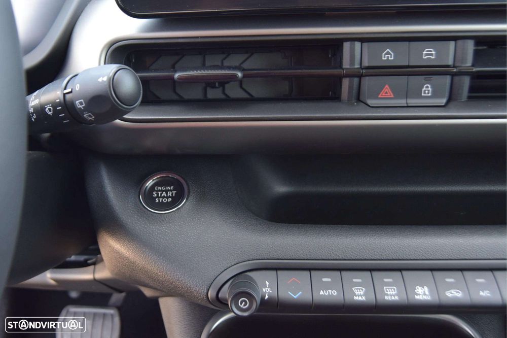 Jeep Avenger 54 kWh Summit Plus - 33