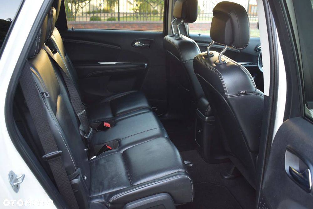 Fiat Freemont 2.0 Multijet Lounge AWD - 3