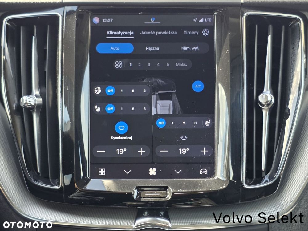Volvo XC 60 - 30