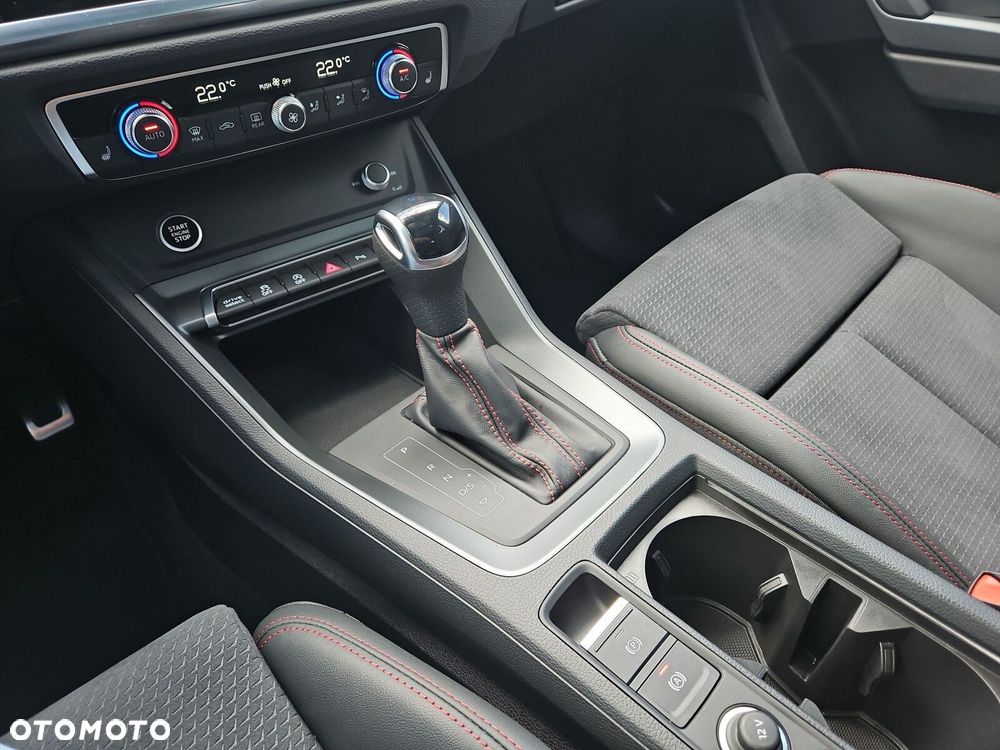 Audi Q3 35 TFSI mHEV S-Line S tronic - 20