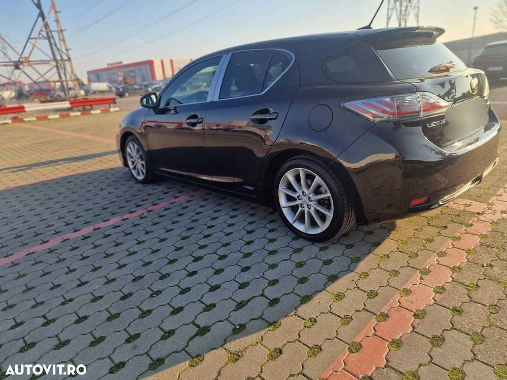 Lexus CT 200h - 3
