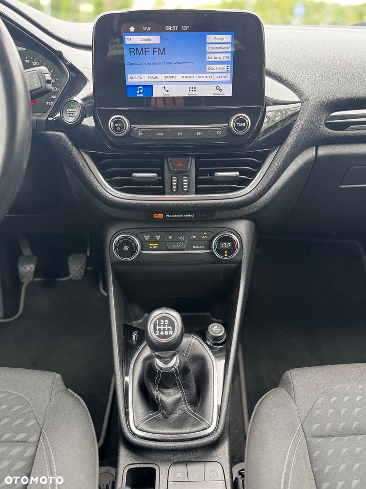 Ford Fiesta - 17