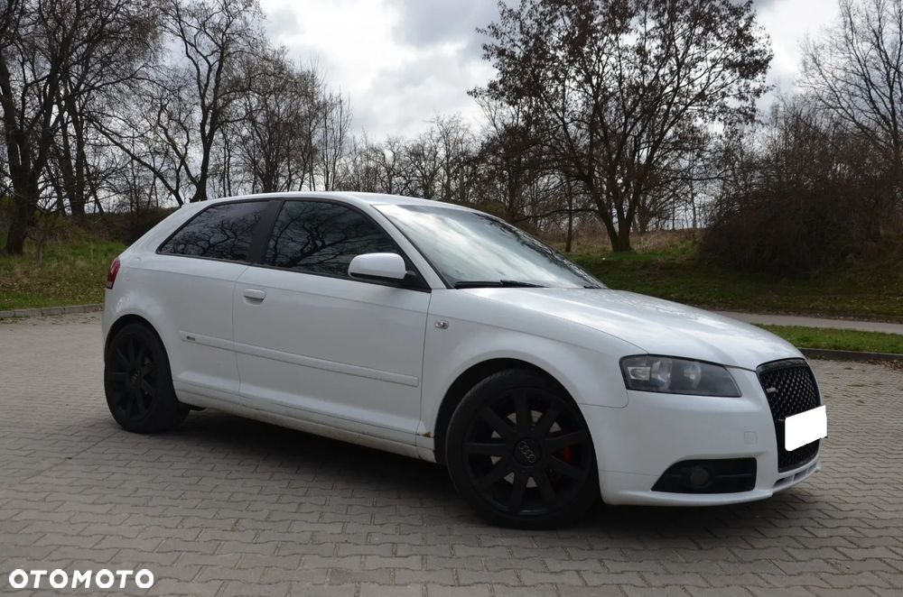 Audi A3 3-drzwiowe 2.0 TDI DPF Ambiente - 1