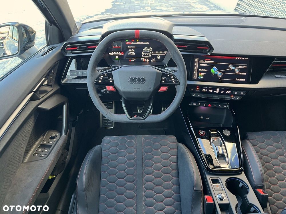 Audi RS3 Limousine - 4