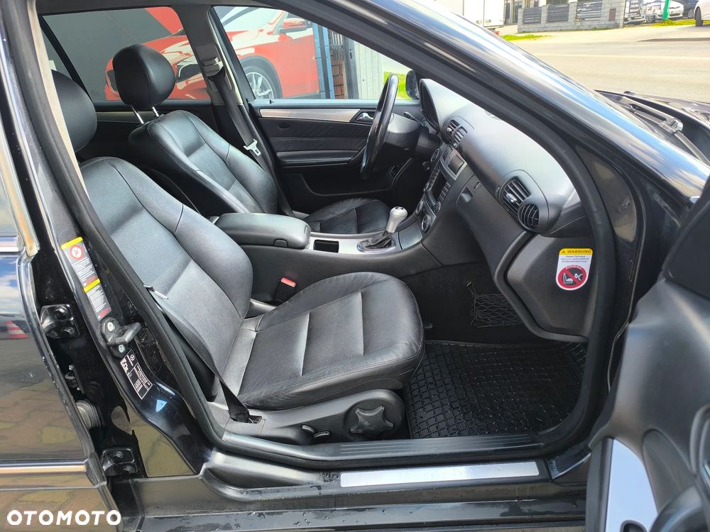 Mercedes-Benz Klasa C - 16