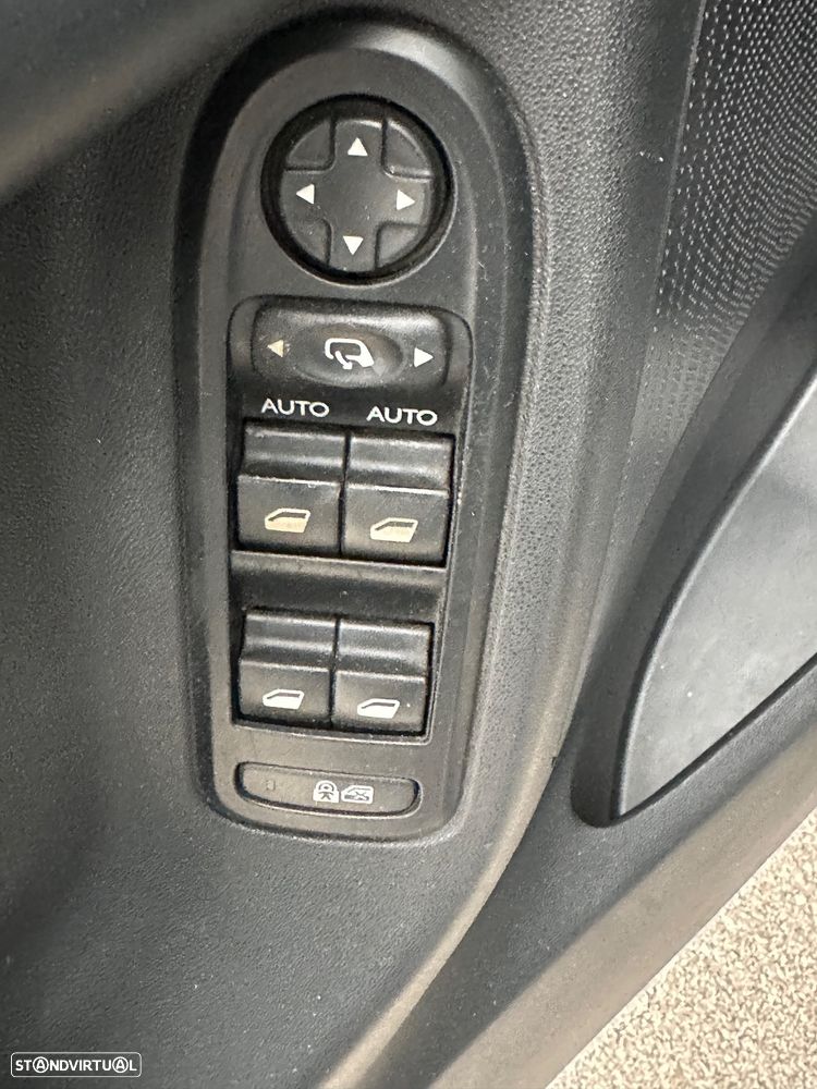 Citroën C3 1.2 VTi Exclusive - 22