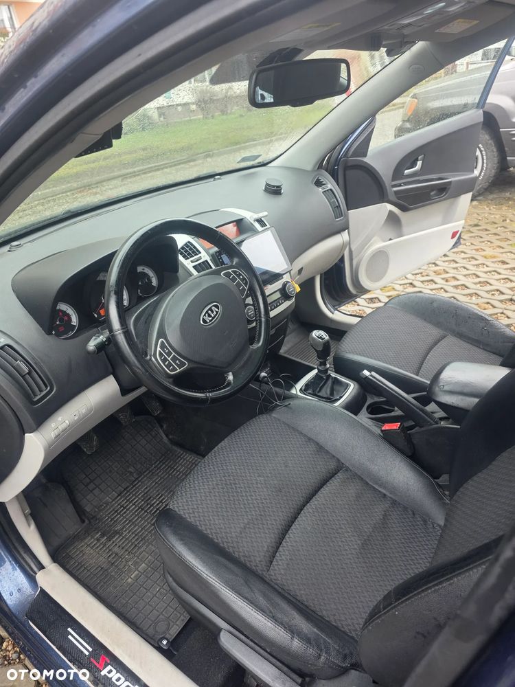 Kia Ceed 1.6 Comfort + - 9