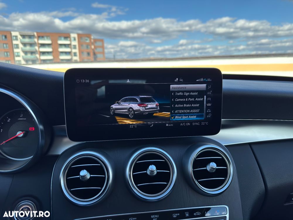 Mercedes-Benz C 300 de T 9G-TRONIC Avantgarde - 12