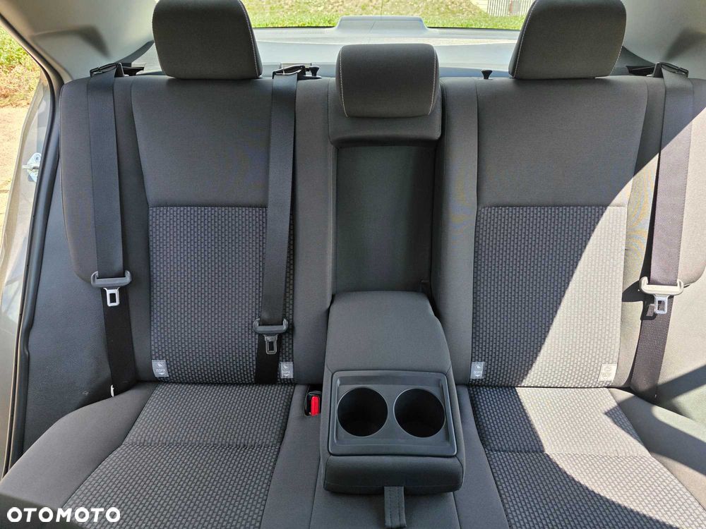 Toyota Corolla - 6