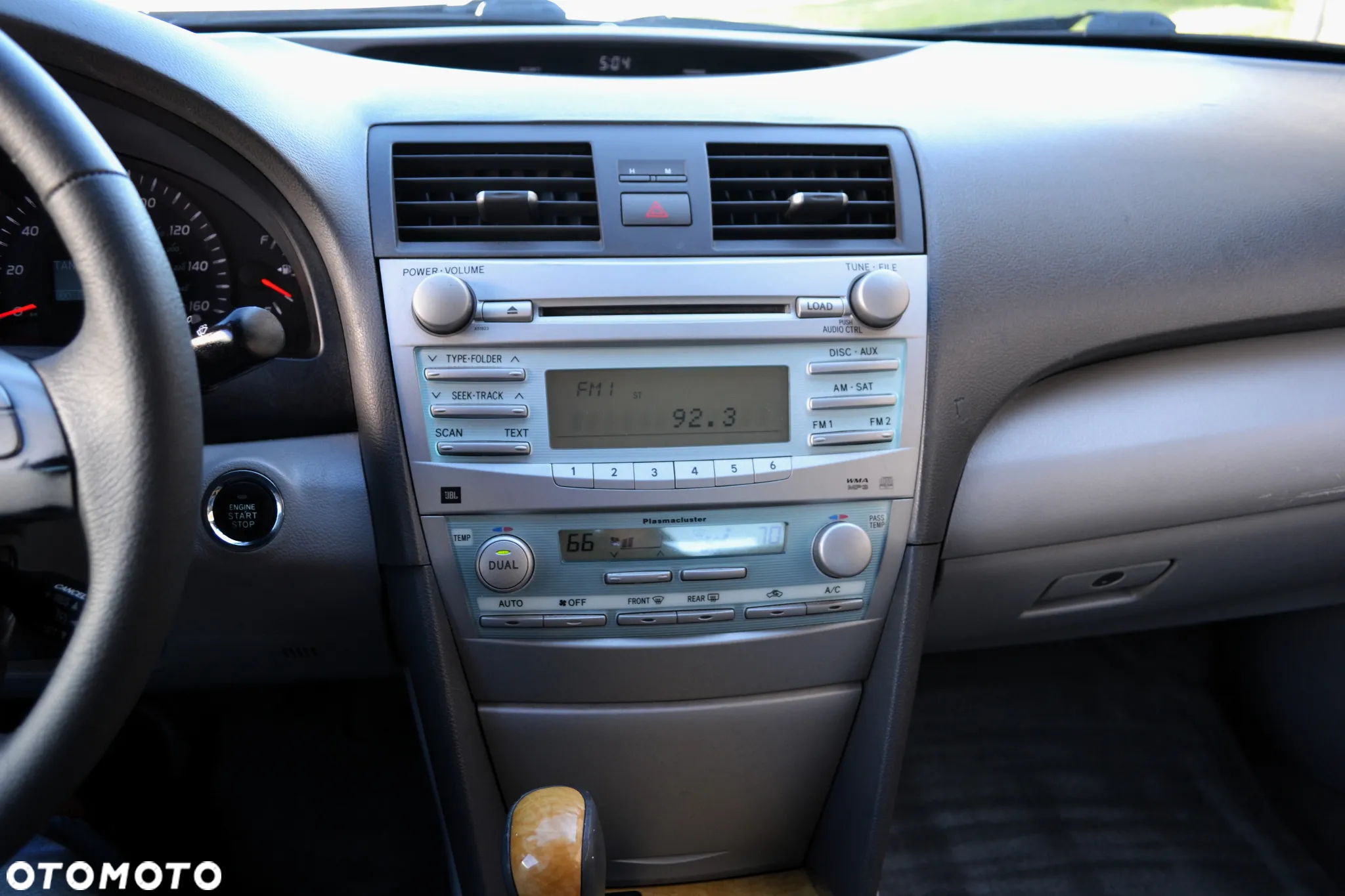 Toyota Camry 3.5 V6 SE - 15