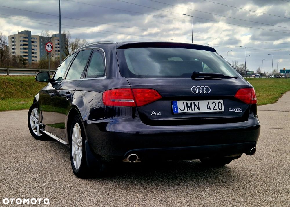 Audi A4 Avant - 3