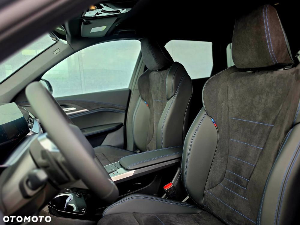 BMW X1 sDrive20i mHEV - 17