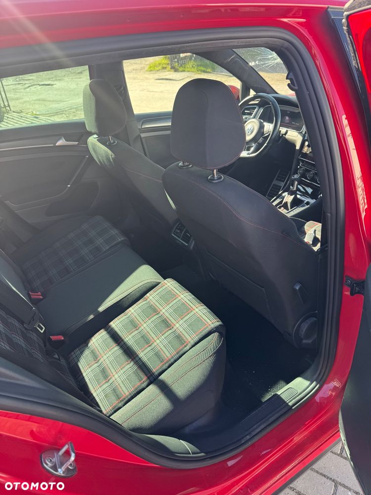 Volkswagen Golf GTI Performance BlueMotion Technology - 7