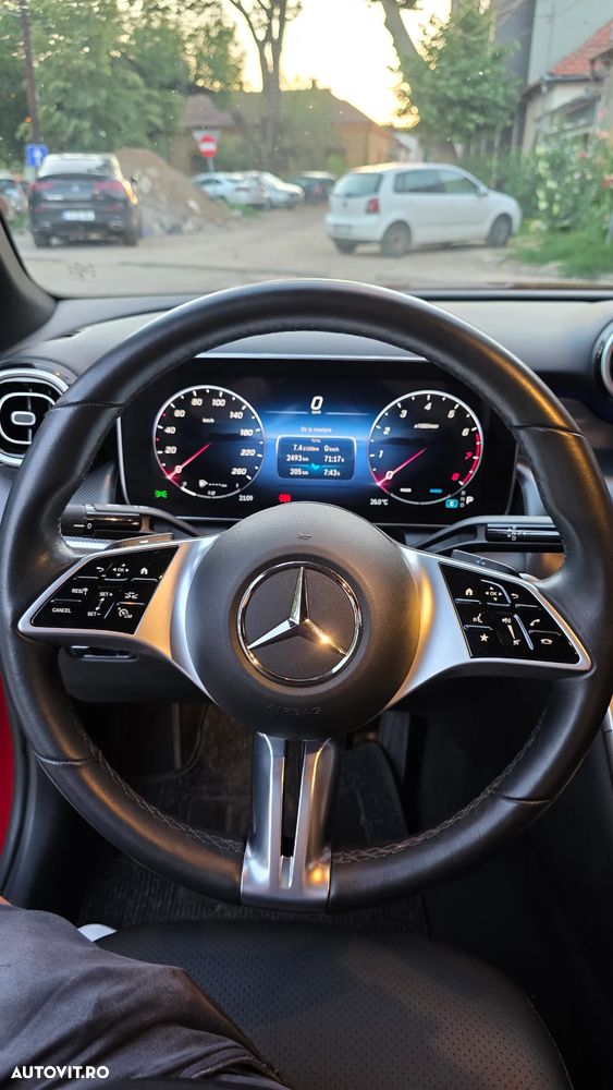 Mercedes-Benz GLC Coupe 200 4Matic 9G-TRONIC AMG Line Advanced - 12