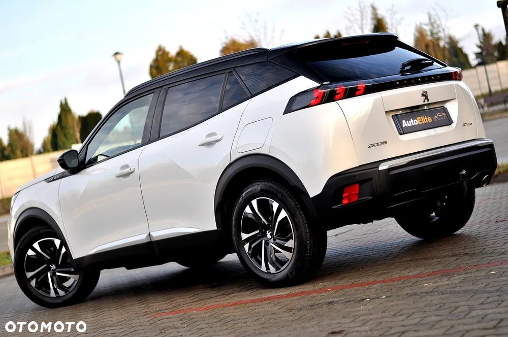 Peugeot 2008 BlueHDi 130 EAT8 GT - 19