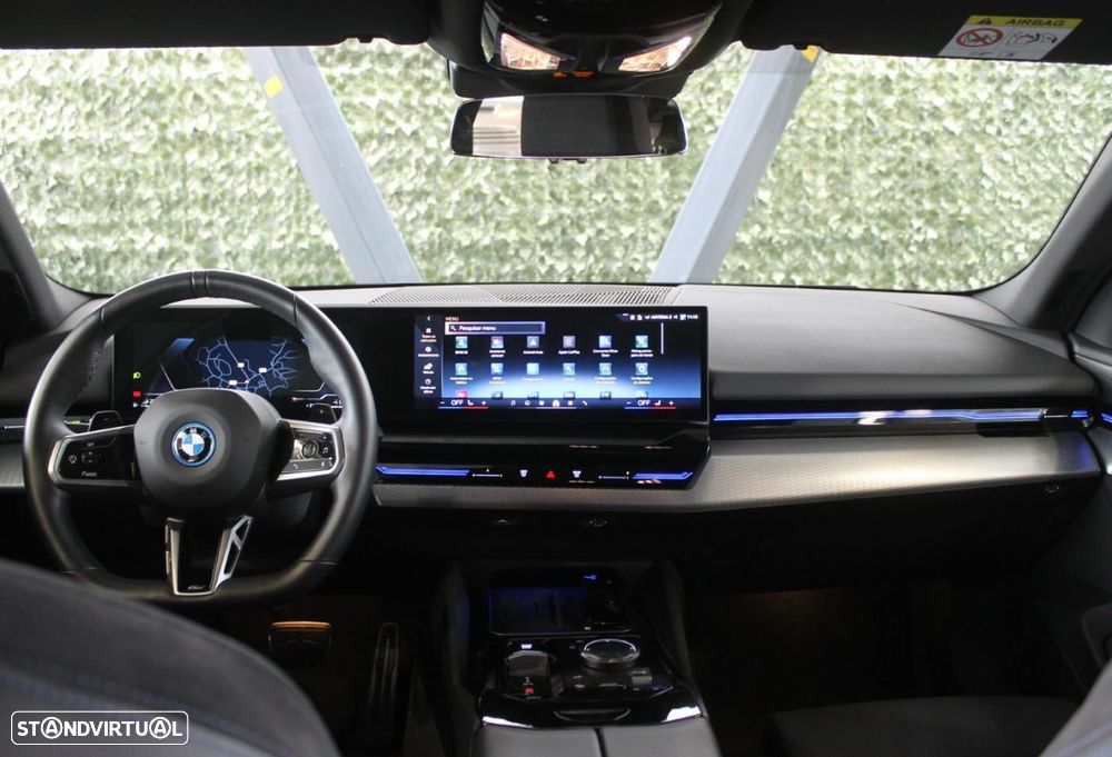 BMW 530 e Pack Desportivo M - 10