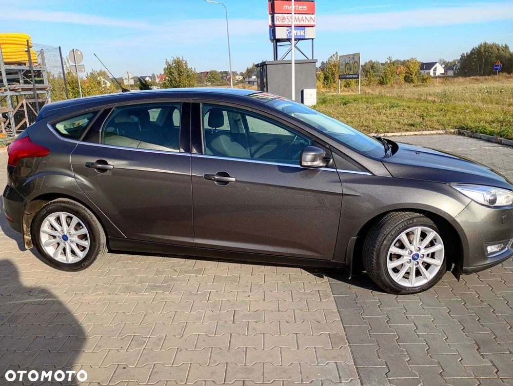 Ford Focus 1.0 EcoBoost Titanium - 3