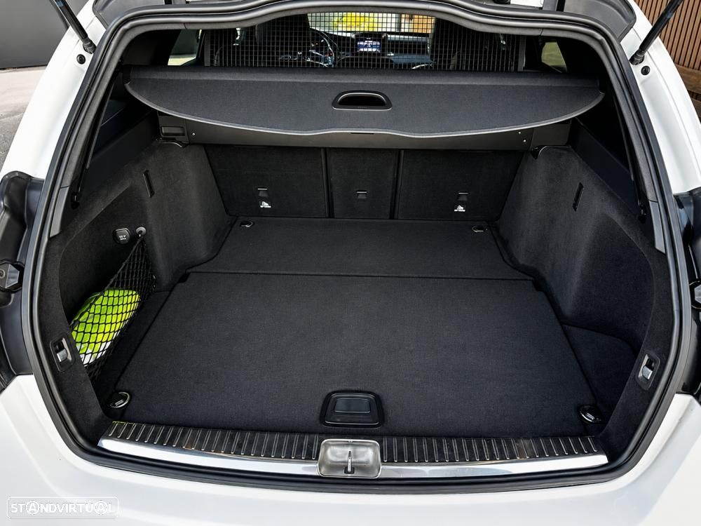 Mercedes-Benz C 250 d AMG Line Aut. - 40