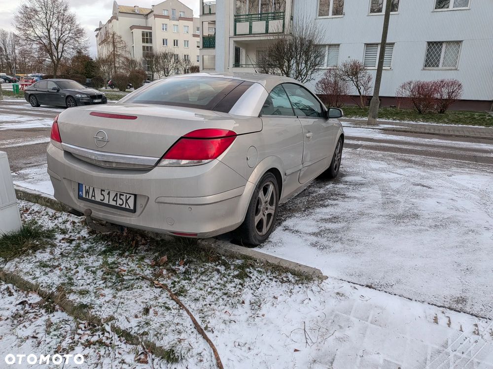 Opel Astra - 4