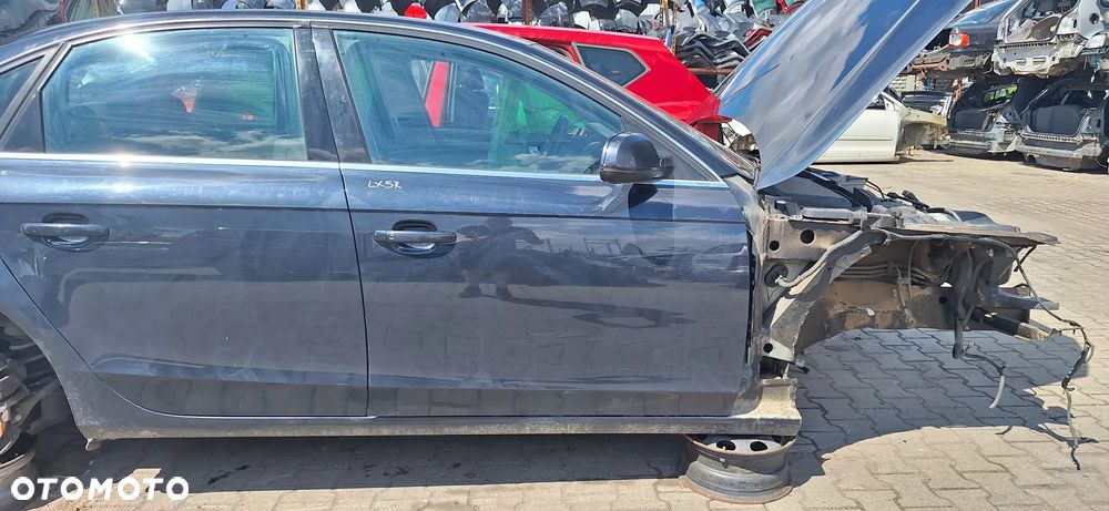 Audi A4 B8 Lift Drzwi Przód Przednie Prawe Kod Lakieru LX5R - 1