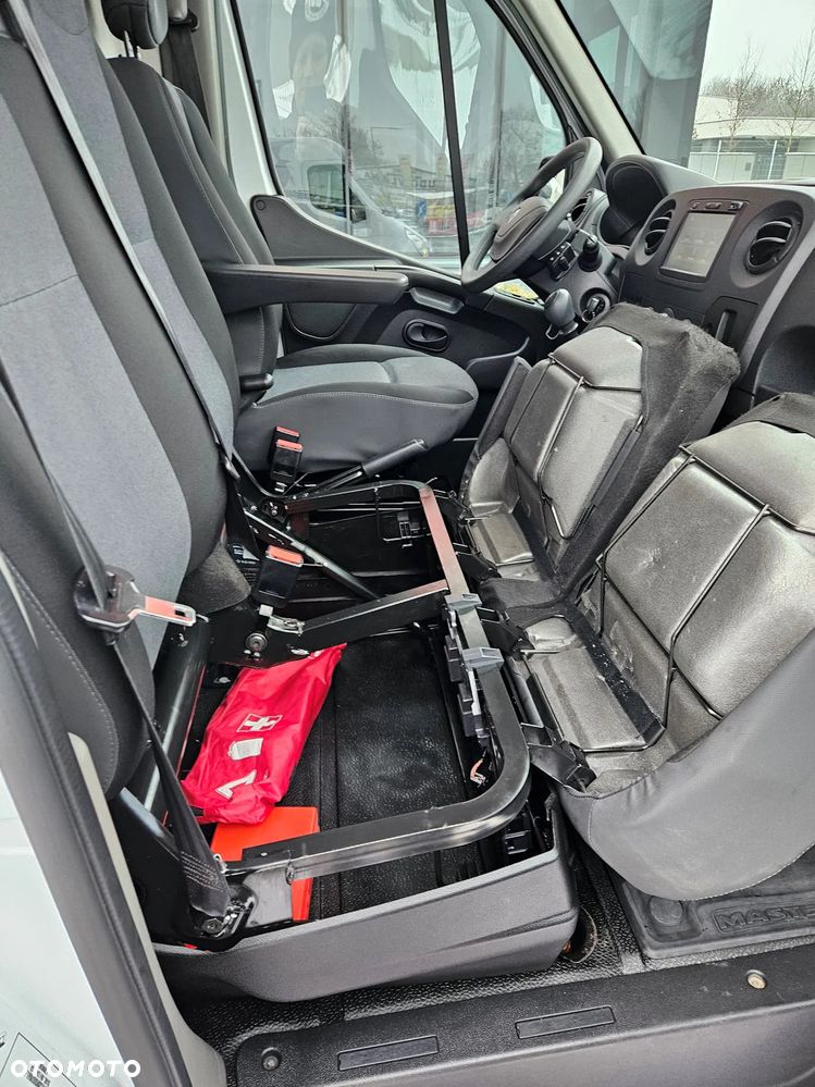 Renault Master L2H2 2.3dCi 130KM - 8