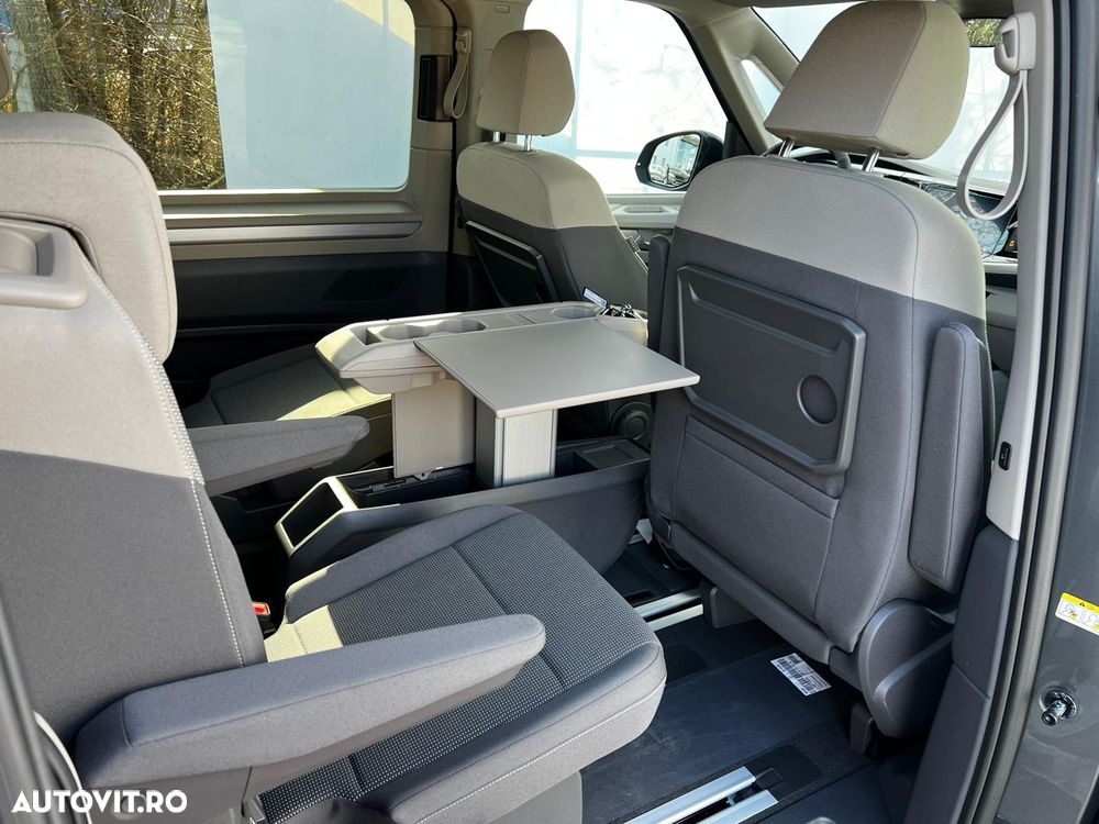 Volkswagen Multivan - 12