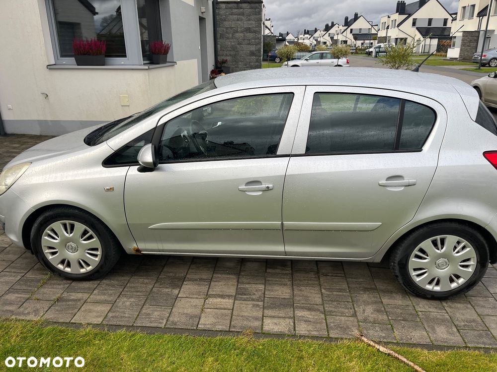 Opel Corsa - 11