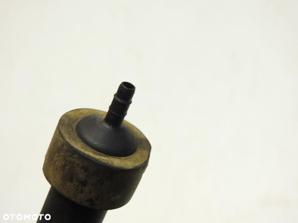 TŁUMIK PODCIŚNIENIA VW PASSAT B6 2.0 TDI 03G129808C - 3