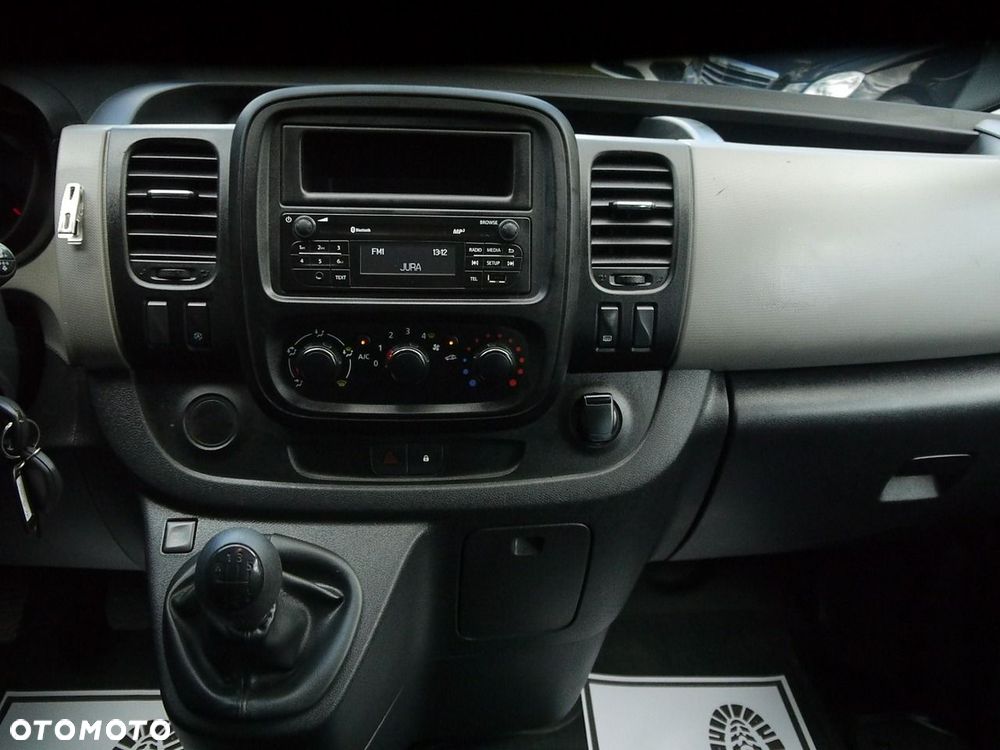 Renault Trafic Grand Combi Authentique - 21