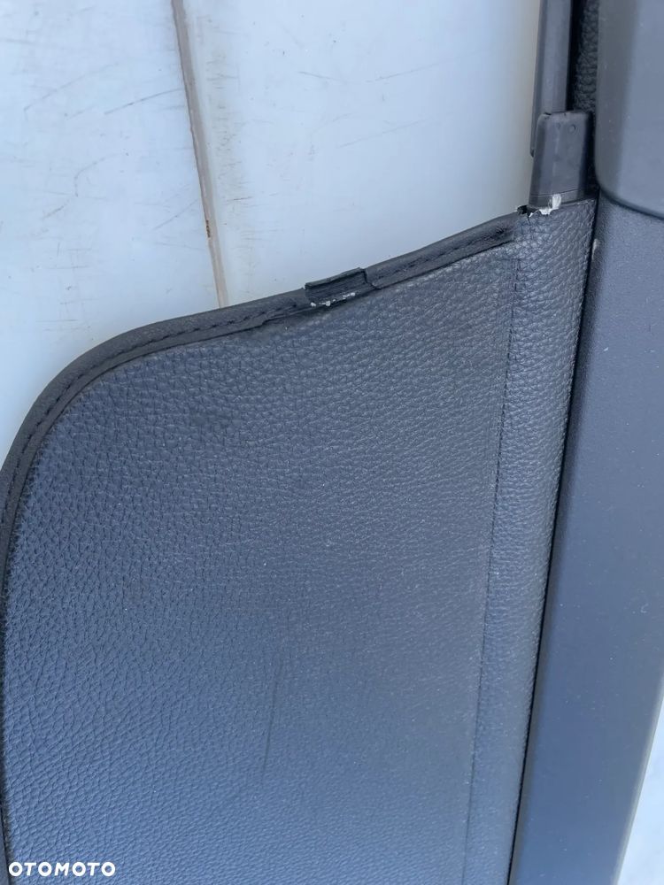 ROLETA BAGAŻNIAK VW PASSAT B6 KOMBI - 6