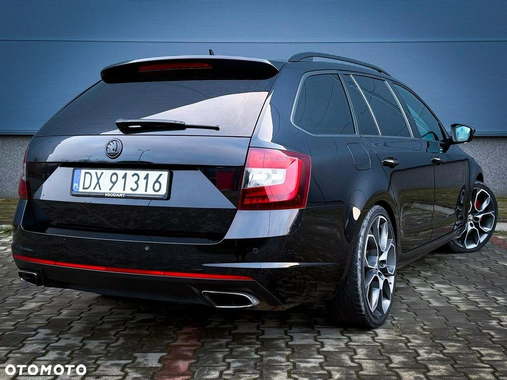 Skoda Octavia 2.0 TSI RS Challenge 245 DSG - 6