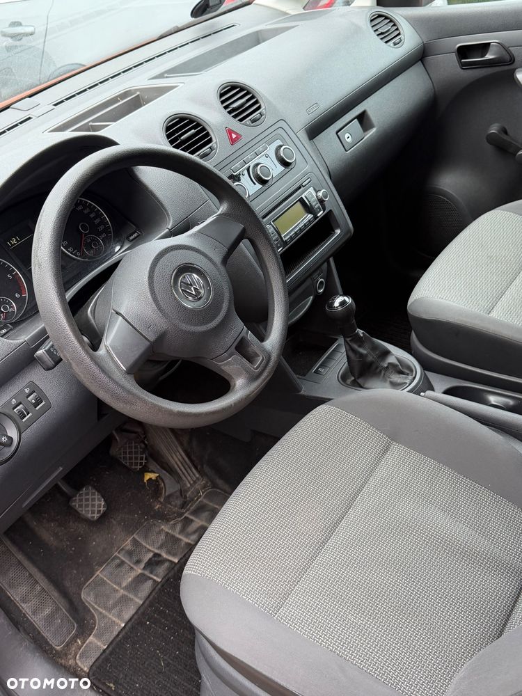 Volkswagen Caddy - 9