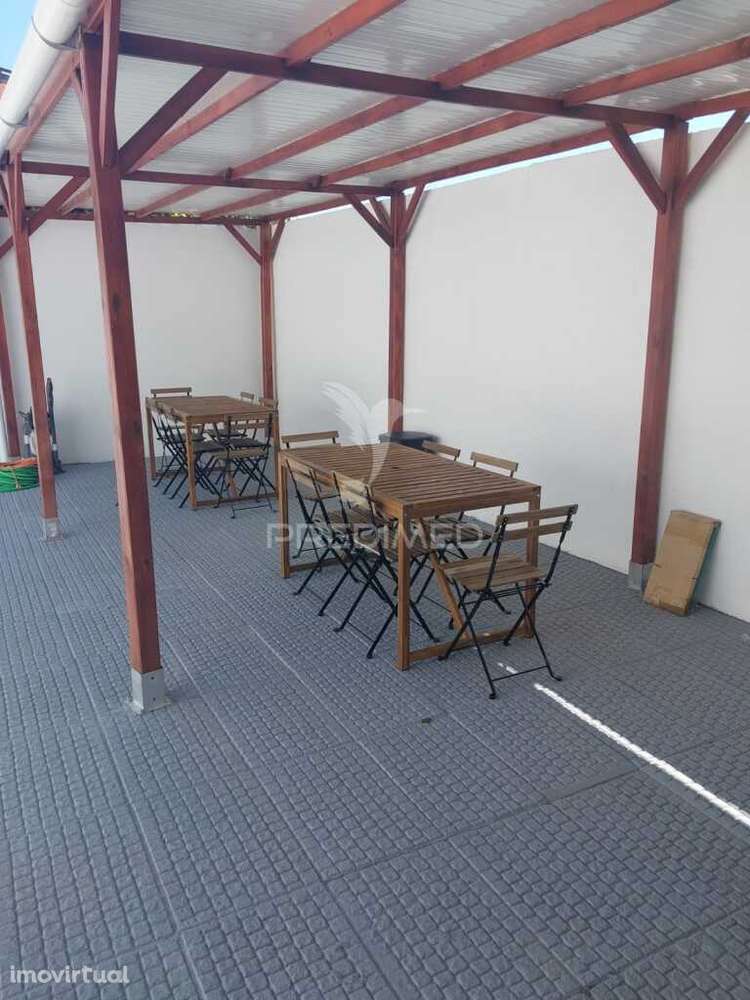 Imóvel remodelado com rendimento na Ajuda - Grande imagem: 4/14