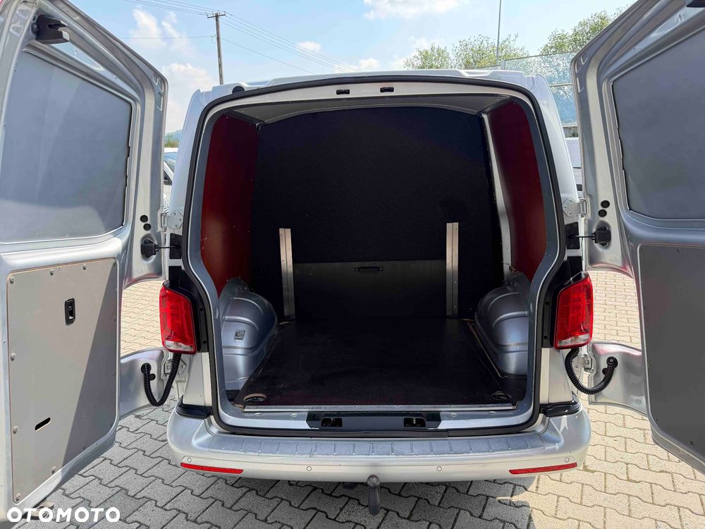 Volkswagen Transporter 6 osobowy - 15