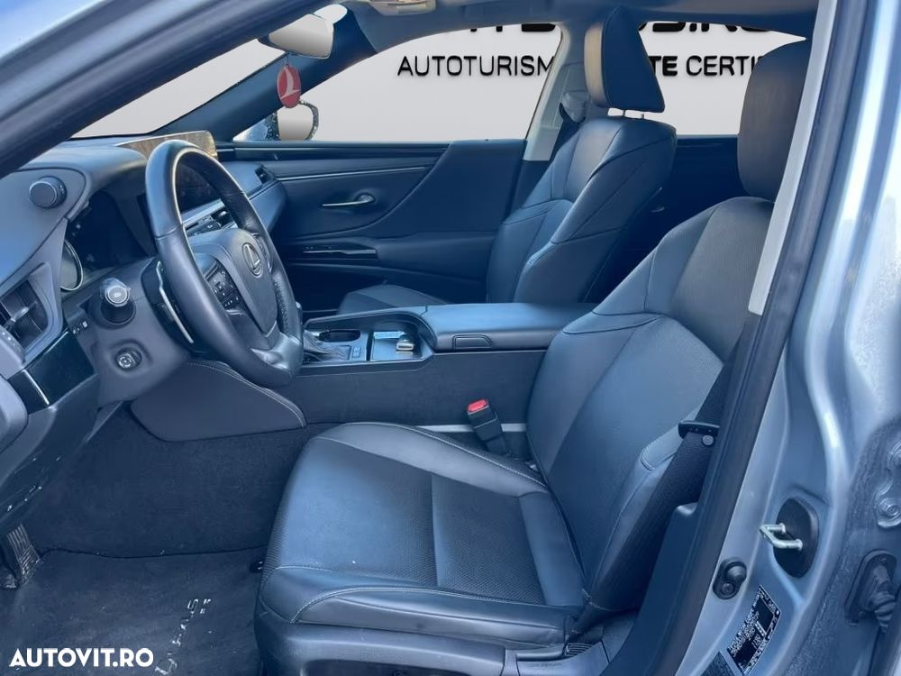 Lexus Seria ES 300h Business Line - 9