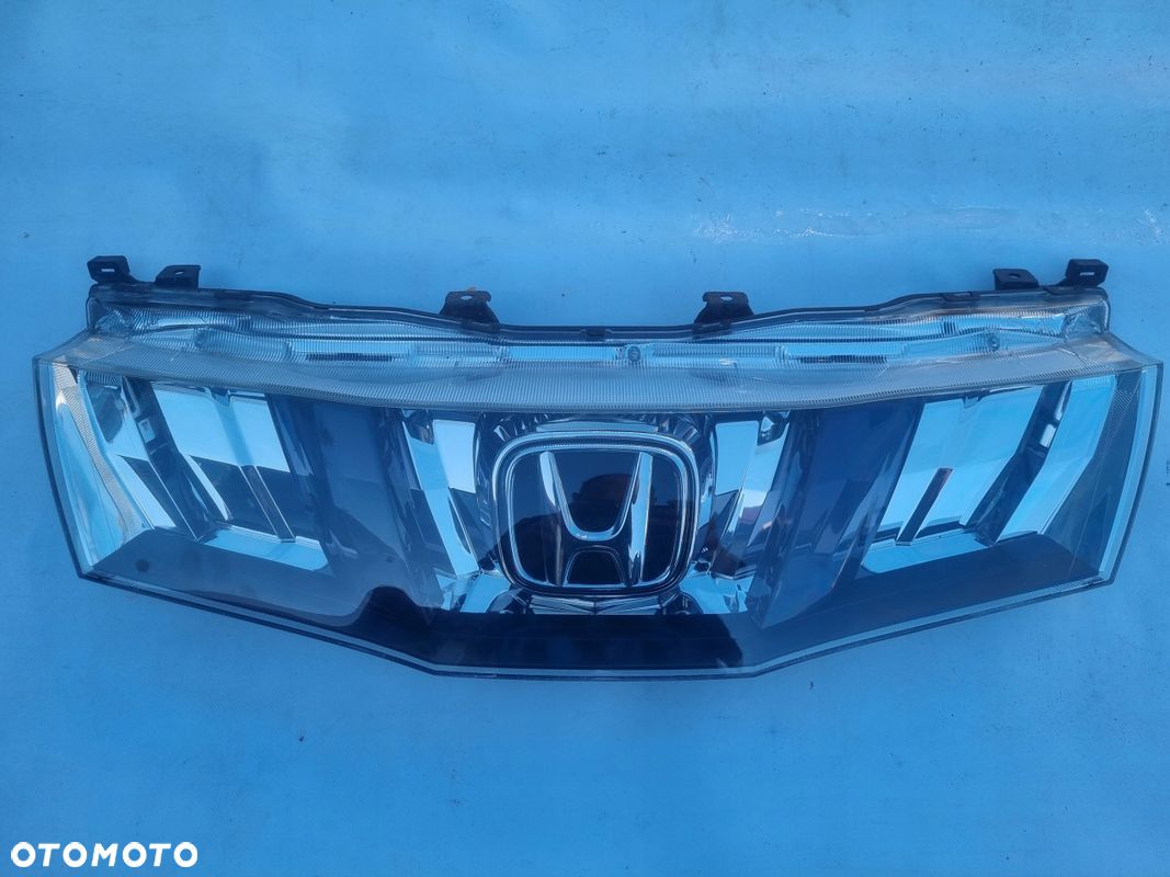 Honda Civic 8 VIII akwarium UFO znaczek atrapa grill przód + 2x mocowanie - 1