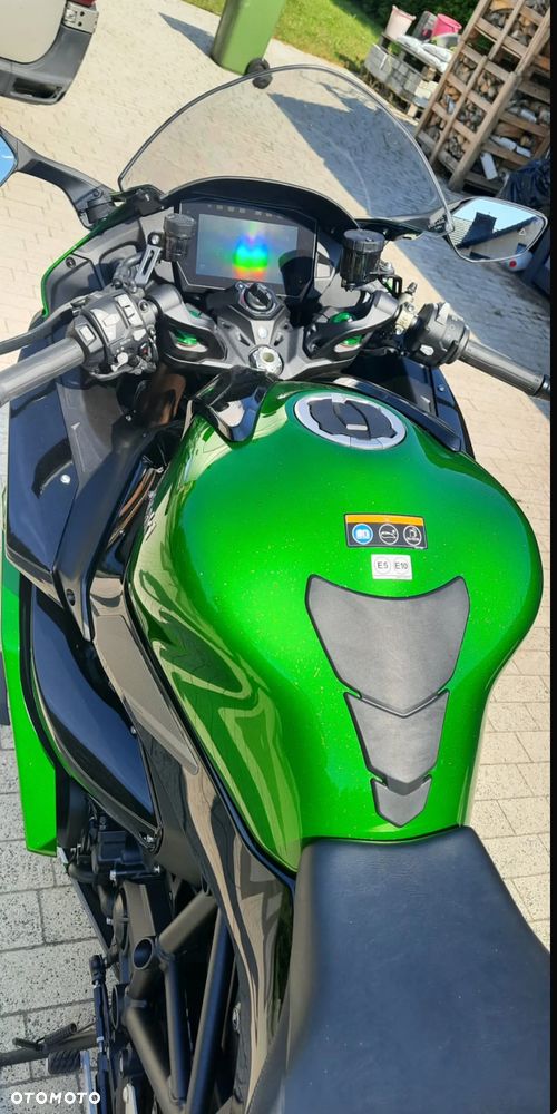 Kawasaki Ninja H2 SX - 5
