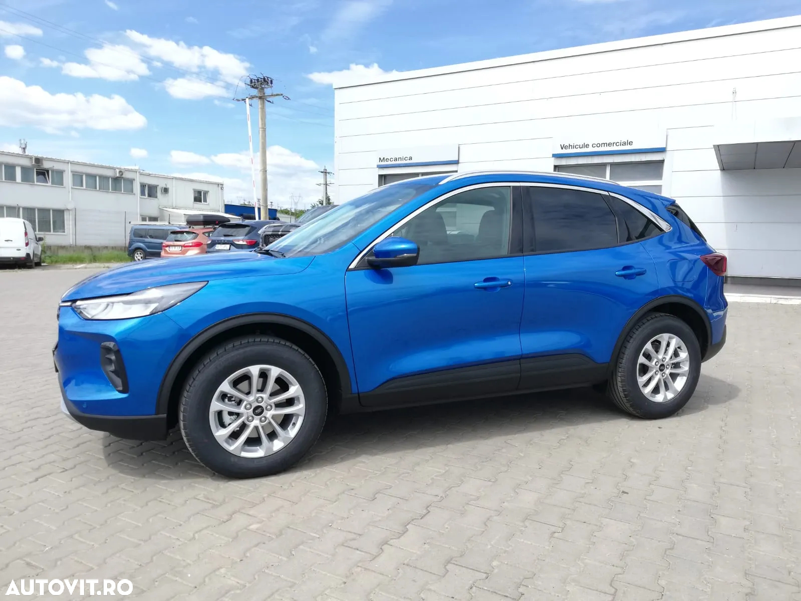 Ford Kuga 2.5 Duratec AWD FHEV Titanium - 3