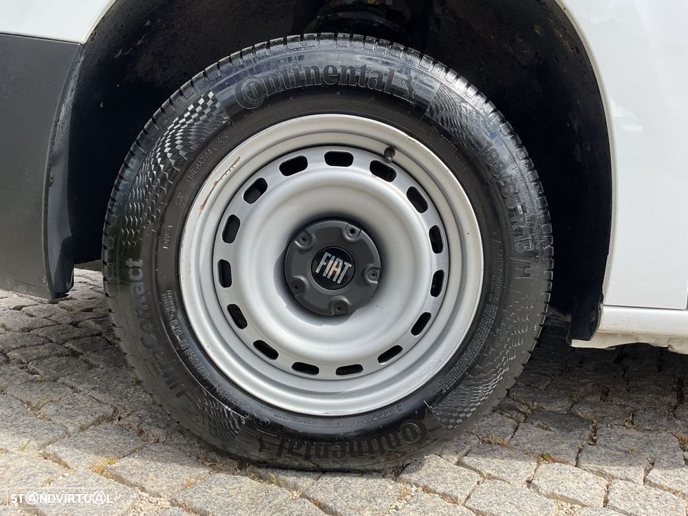 Fiat Doblo Outro - 18