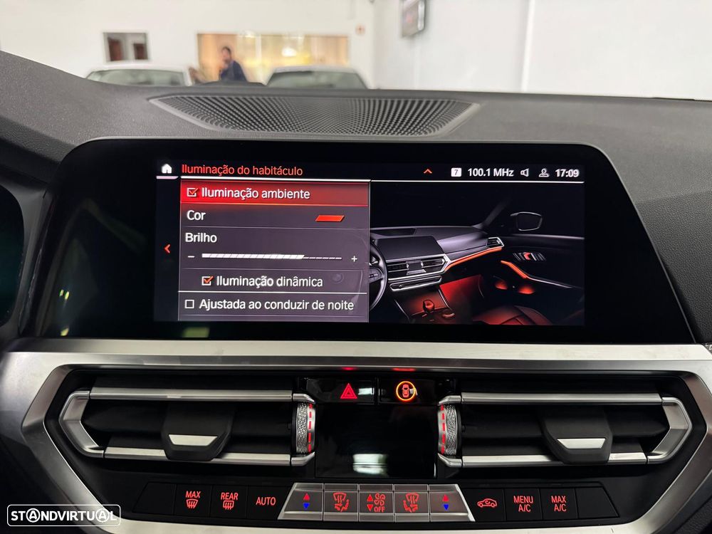 BMW 330 e Pack M Auto - 52