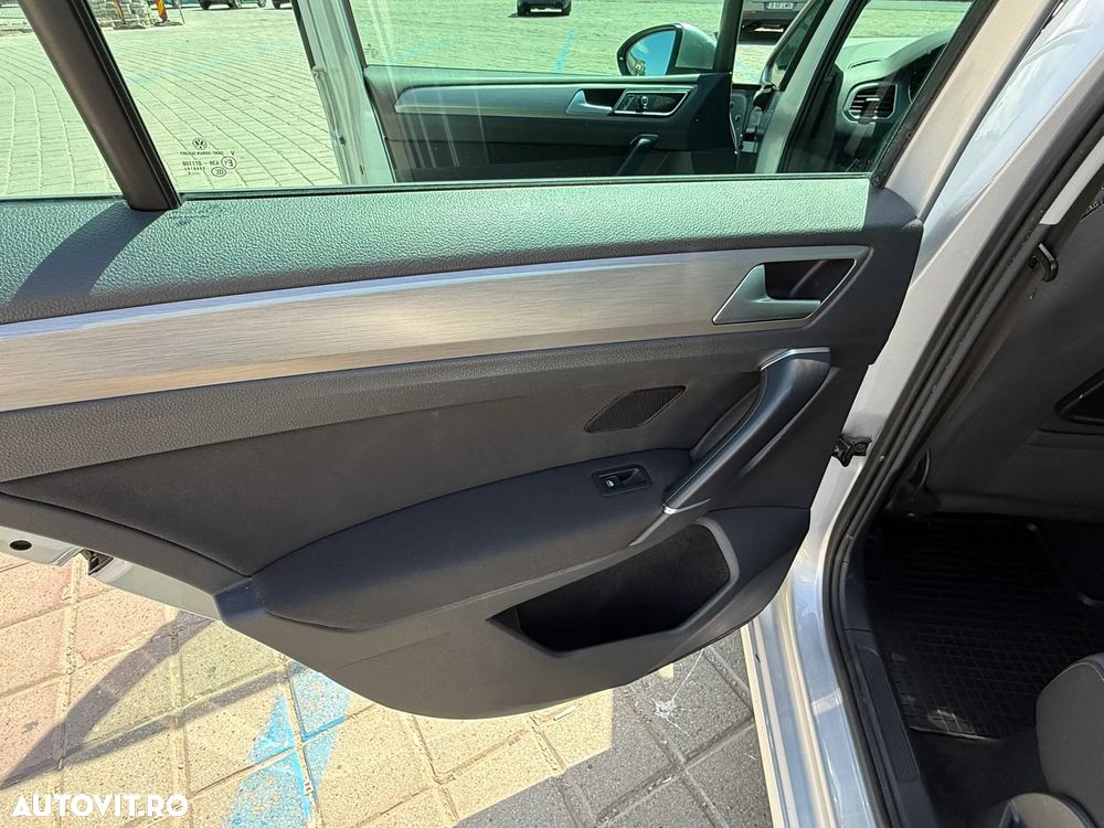 Volkswagen Golf 1.4 TSI Comfortline - 15