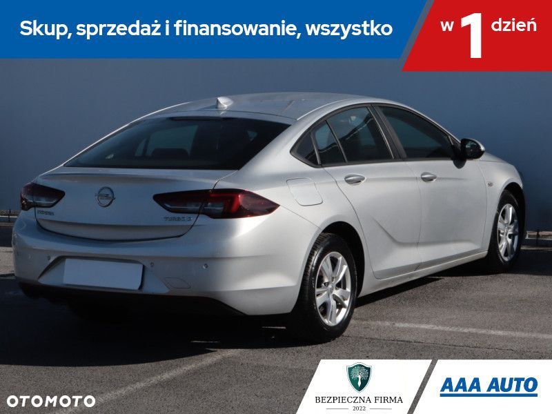 Opel Insignia - 7