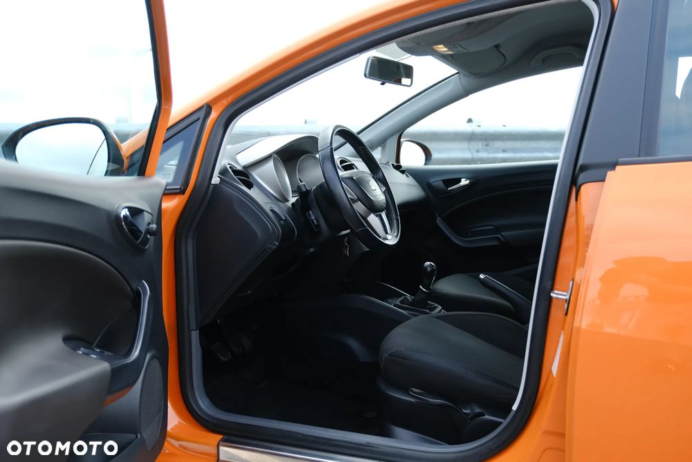 Seat Ibiza 1.4 16V Sport - 4