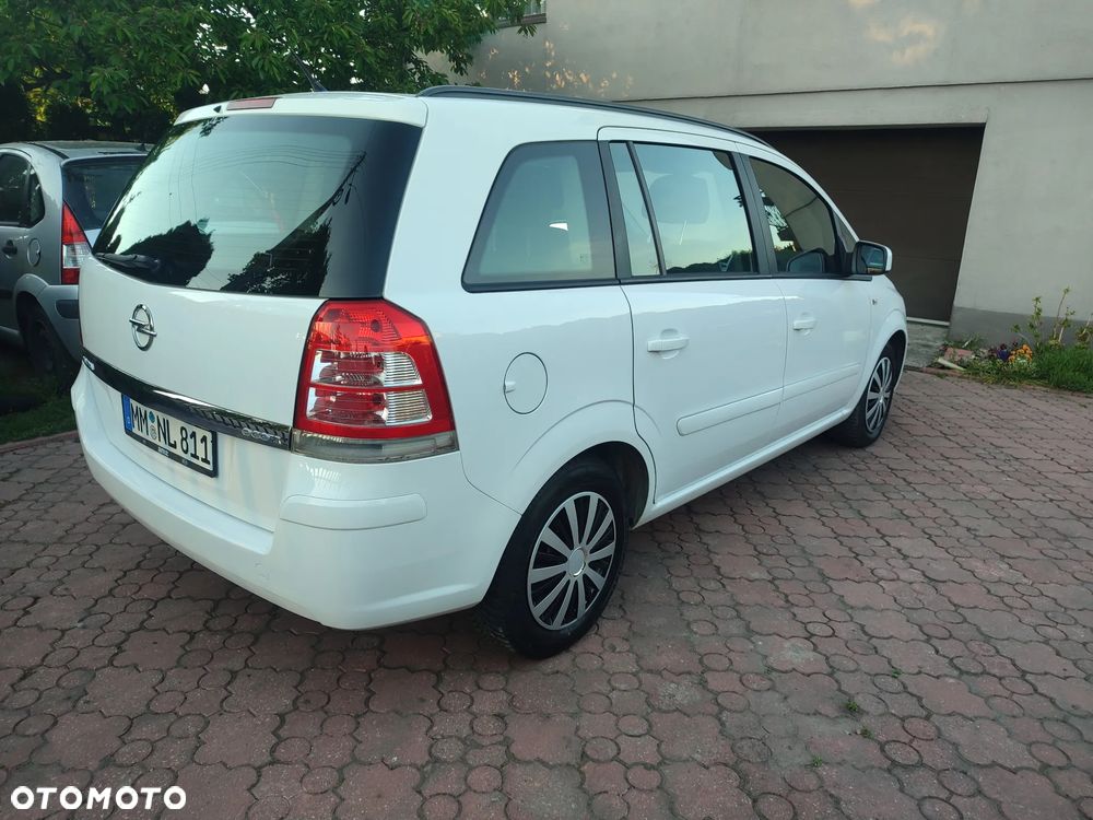 Opel Zafira 1.6 Cosmo - 8