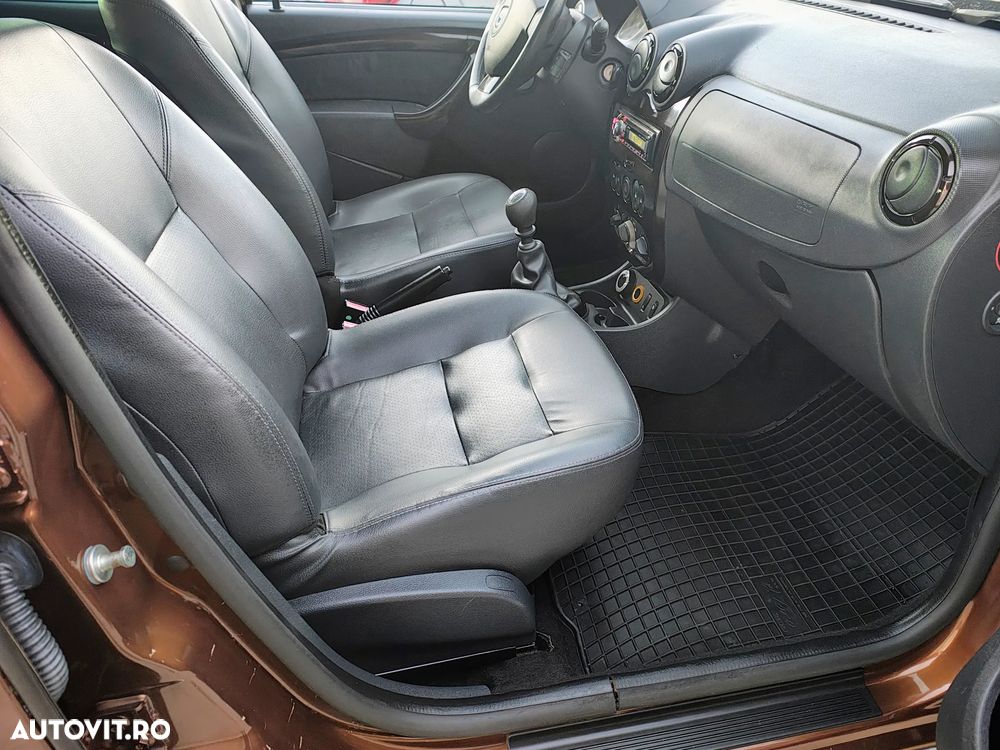 Dacia Duster 1.5 dCi 4x4 Prestige - 25