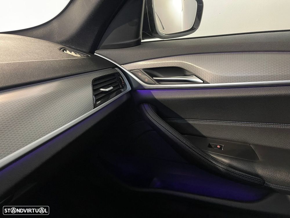 BMW 530 e iPerformance Pack M - 33