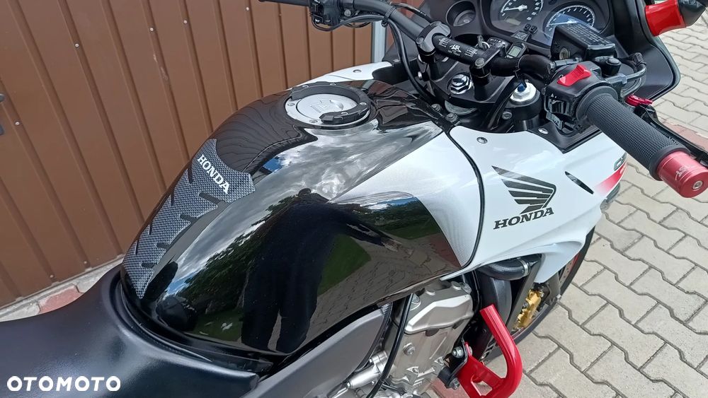 Honda CBF - 17