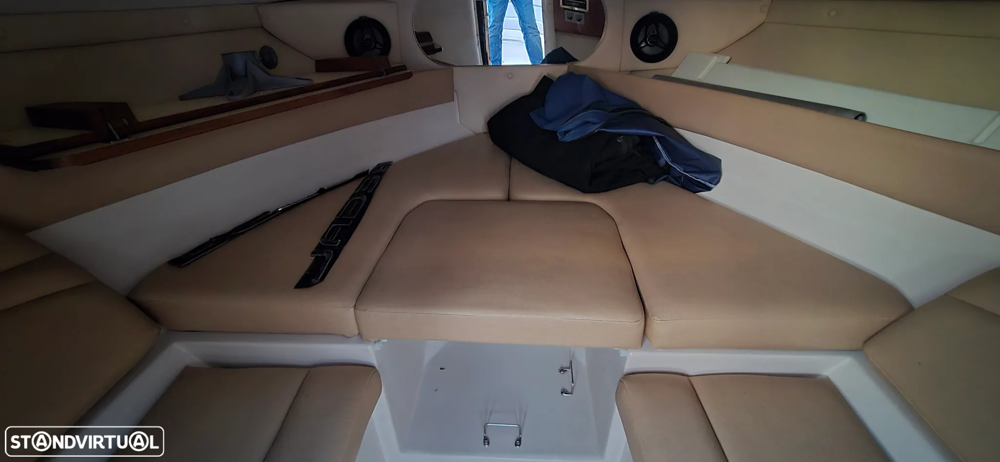 Regal 2250 fastdeck - 12