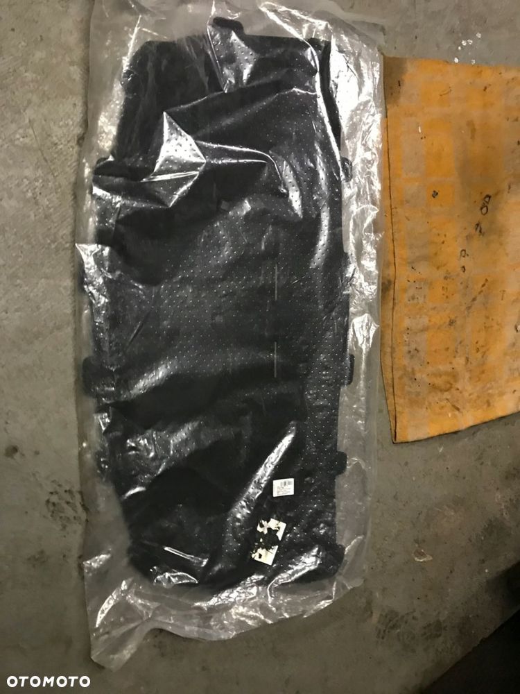 AUDI A4 8W0 8W 15- WYGŁUSZENIE PODBITKA MASKI - 1